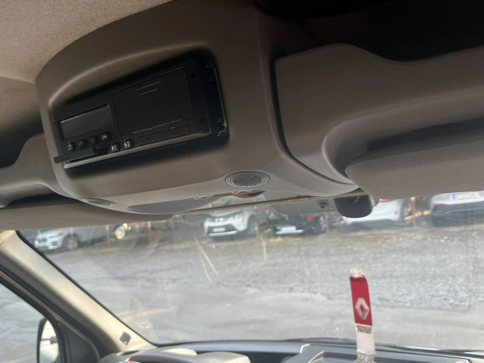 Renault Master, снимка 8 - Бусове и автобуси - 55156920