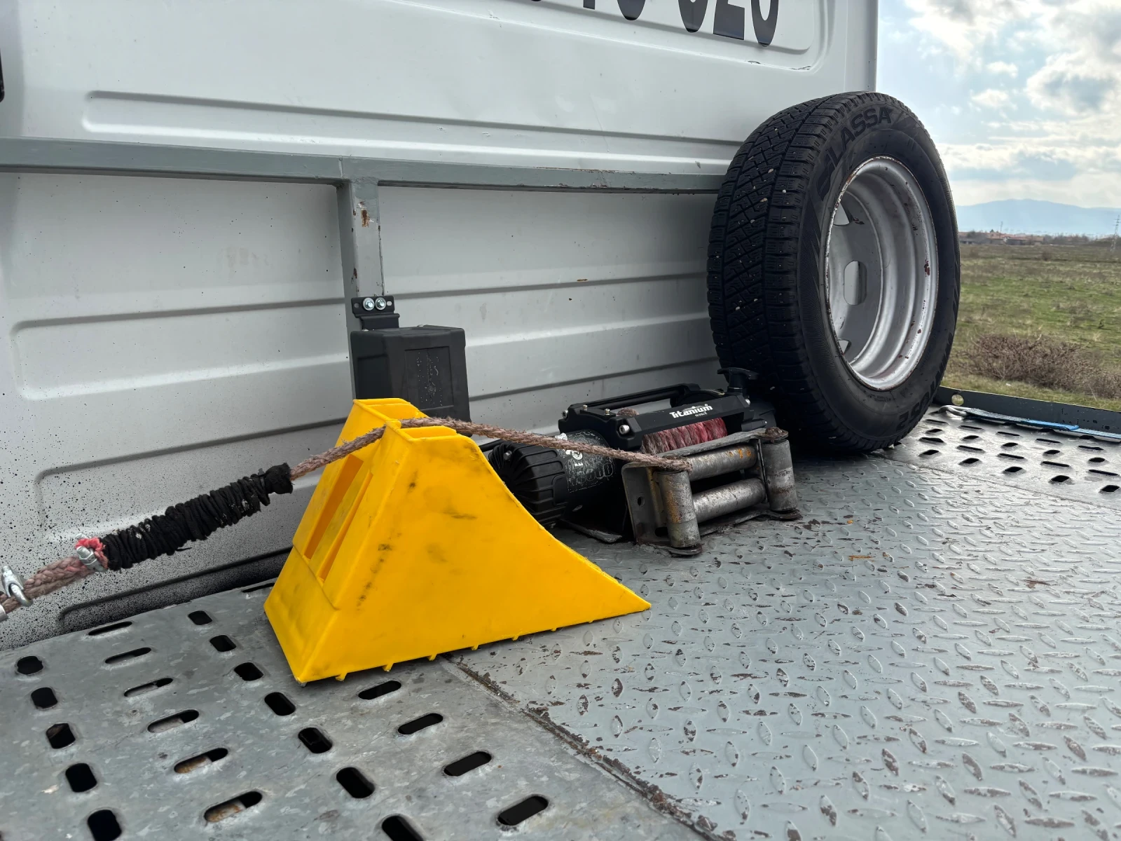 Mercedes-Benz 412  - изображение 7