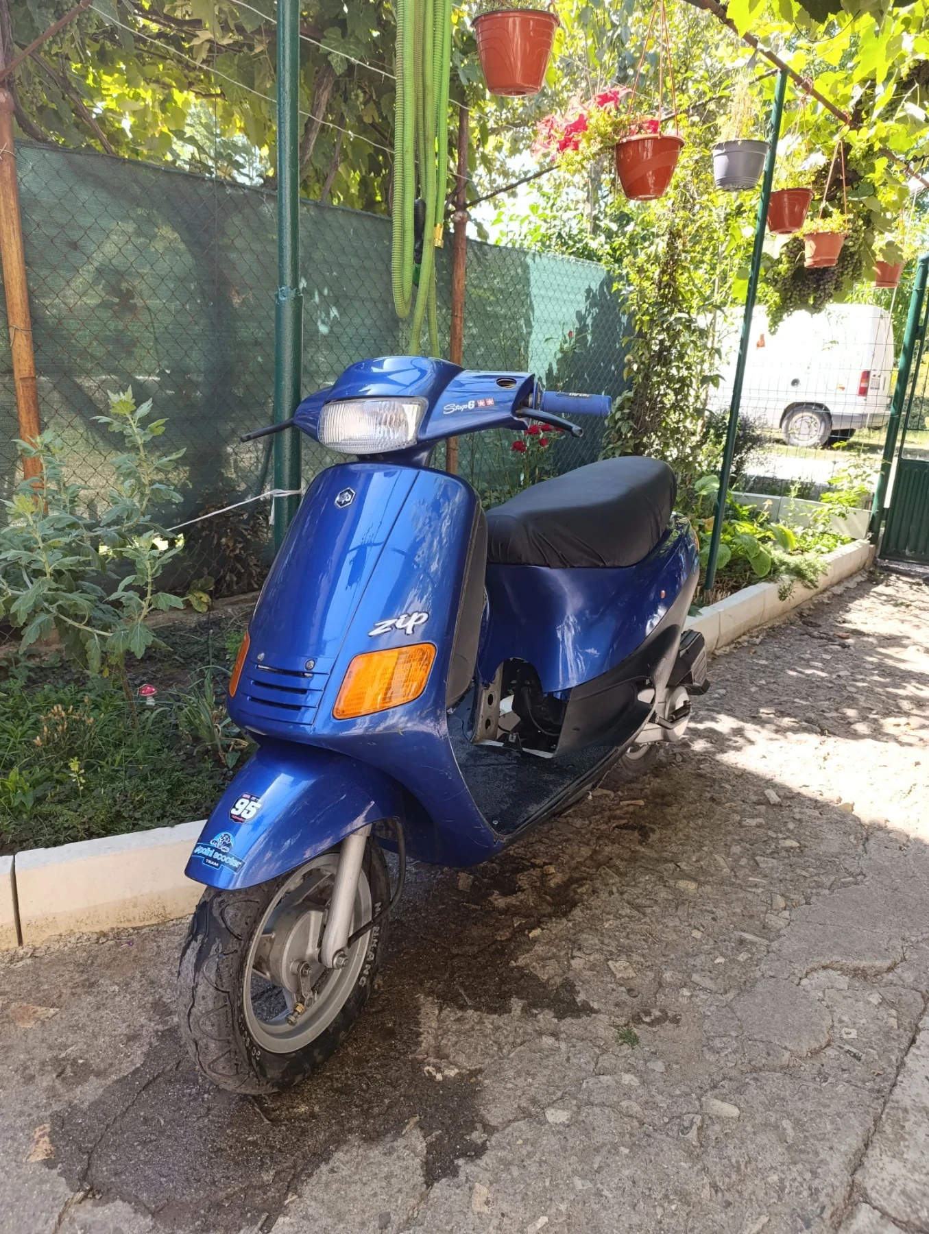 Piaggio Zip