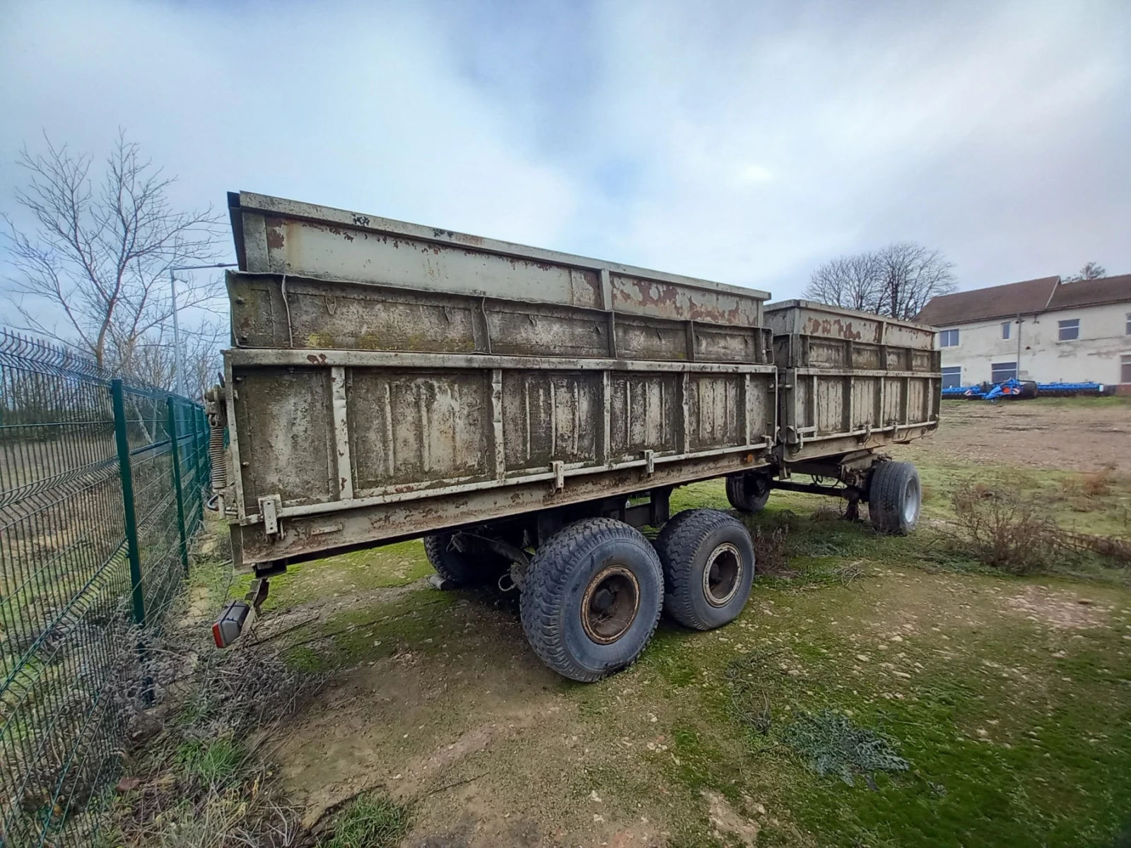 �� ������� 3-���-12 | Mobile.bg � ����������� 3