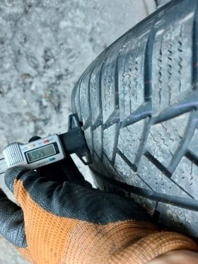 Гуми Зимни 215/60R17, снимка 5