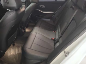 BMW 330 * 330I XDRIVE * CARFAX * ЦЕНА ДО БГ, снимка 13