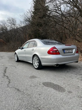 Mercedes-Benz E 320, снимка 1