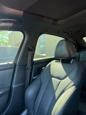 BMW 330 * CARPLAY * M PACK * PANO *  - 18500 € / 36182.85 лв. - 32688253 11