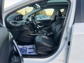 Peugeot 2008 1.2Pure Tech!! ALLURE!! AUTOMATIC!! Pano!! Navi!! | Auto.bg — изображение 11
