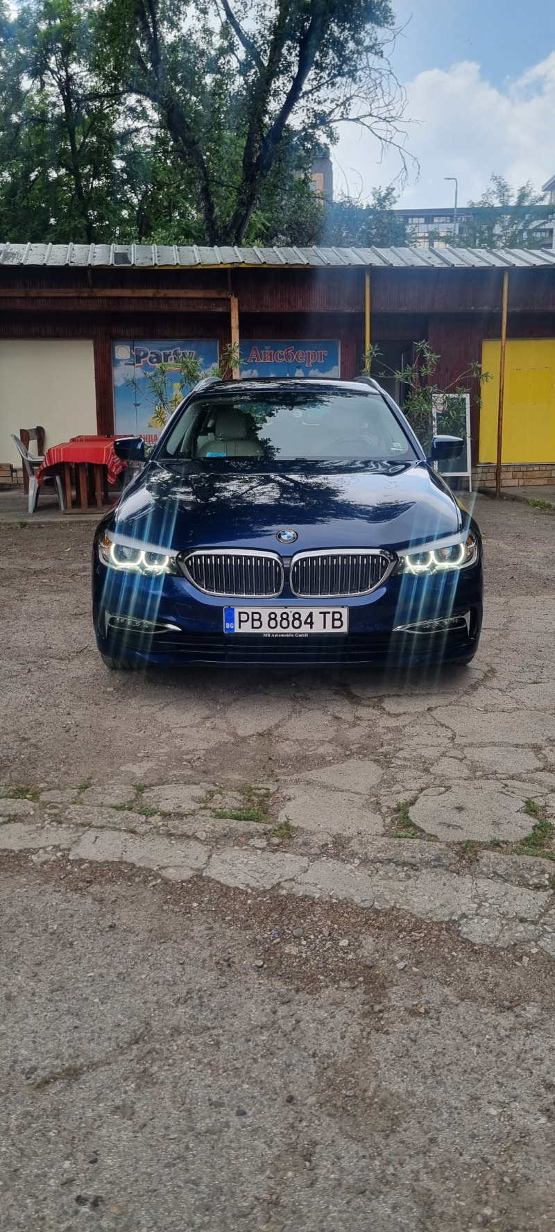BMW 520 Xdrive, снимка 1 - Автомобили и джипове - 46290016