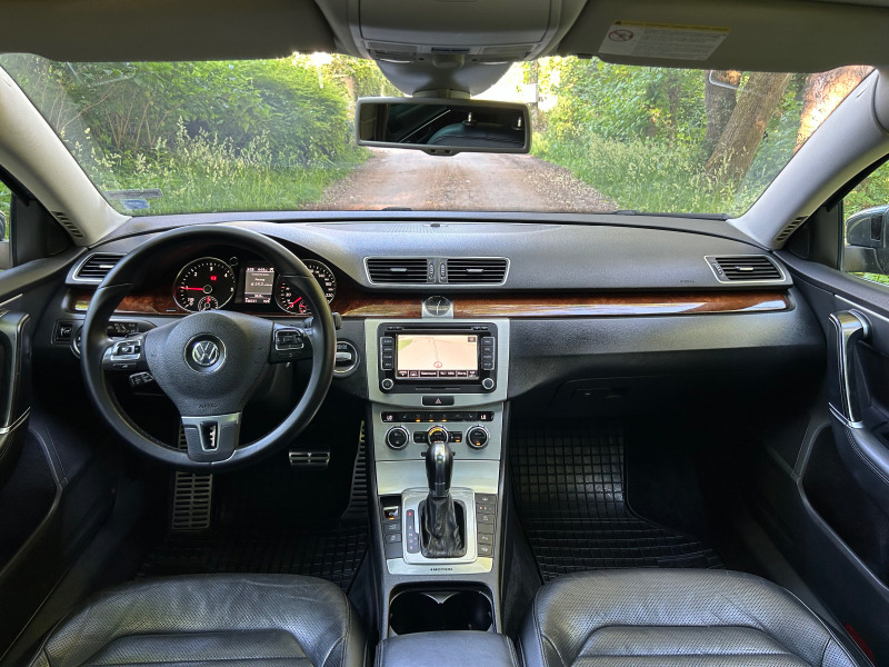 VW Passat 2.0TDI, снимка 11 - Автомобили и джипове - 46436997