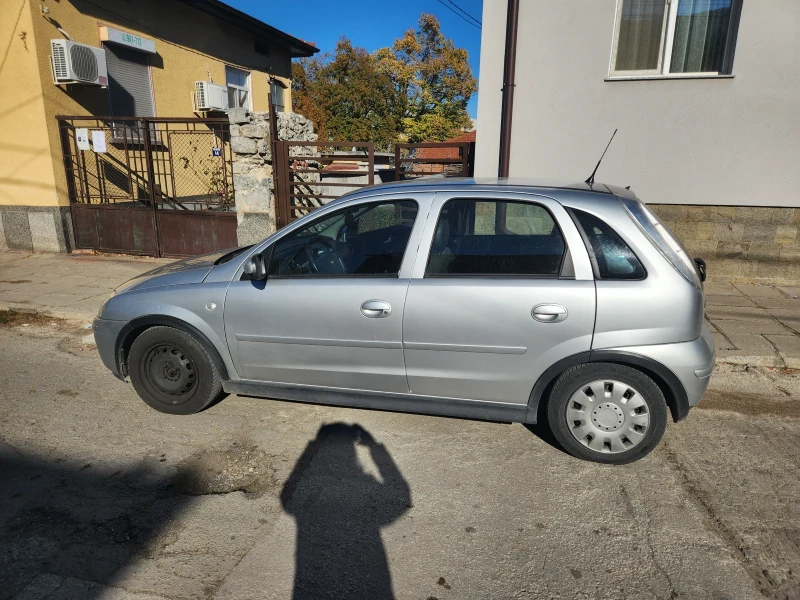 Opel Corsa, снимка 2 - Автомобили и джипове - 48010272