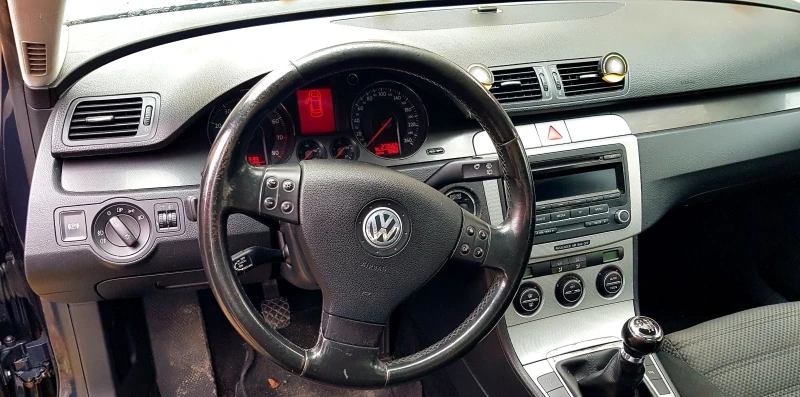 VW Passat 2.0 бензин- 150 к.с, снимка 2 - Автомобили и джипове - 48511199