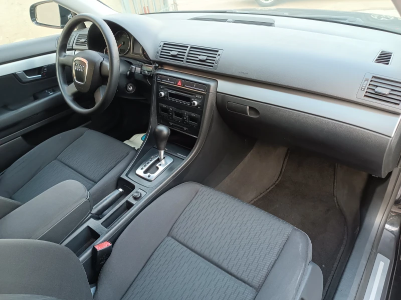 Audi A4 2.0 TDI, снимка 12 - Автомобили и джипове - 48816194