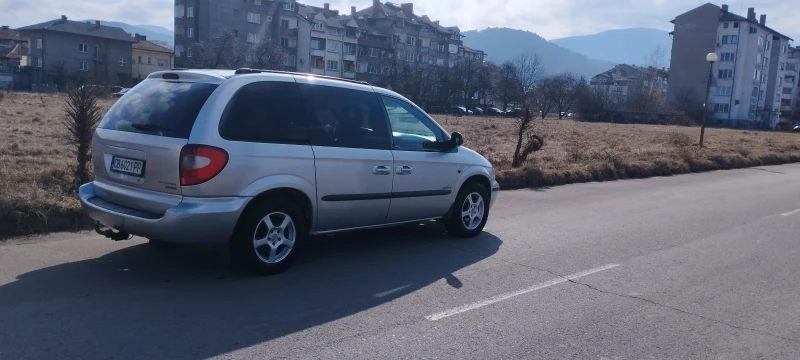 Chrysler Voyager, снимка 5 - Автомобили и джипове - 49169845