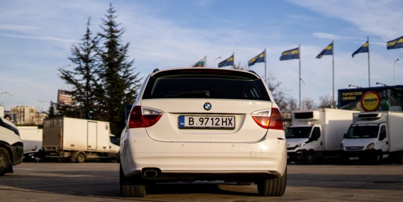 BMW 318 318i, снимка 5 - Автомобили и джипове - 49183175