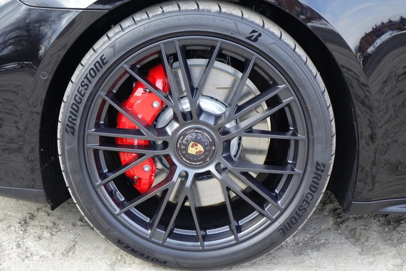 Porsche Panamera NEW GTS* HYPERSCREEN DISPLAY* PANO* INODRIVE* , снимка 6 - Автомобили и джипове - 50600206