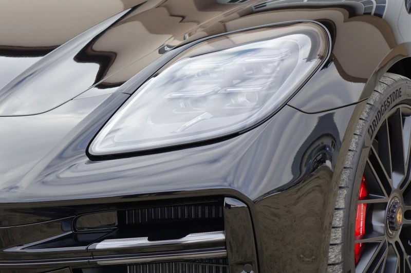 Porsche Panamera NEW GTS* HYPERSCREEN DISPLAY* PANO* INODRIVE* , снимка 4 - Автомобили и джипове - 50600206