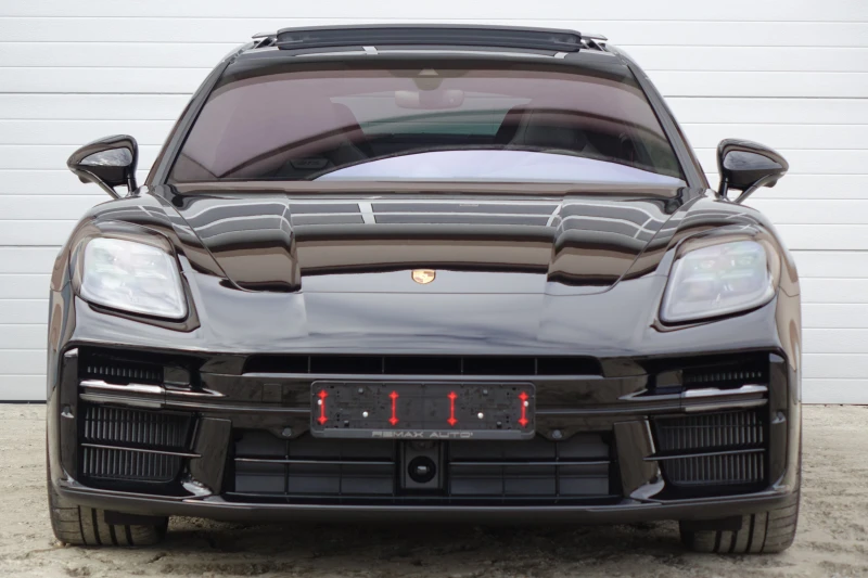 Porsche Panamera NEW GTS* HYPERSCREEN DISPLAY* PANO* INODRIVE* , снимка 2 - Автомобили и джипове - 50600206