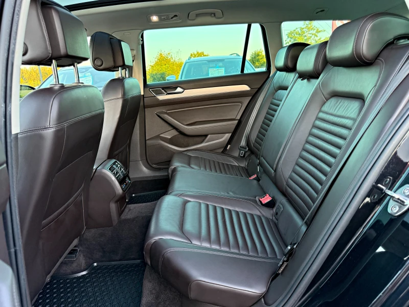 VW Passat VIRTUAL COCKPIT LED PANO KEYLESS KAMERA DISTRONIC, снимка 8 - Автомобили и джипове - 51363613