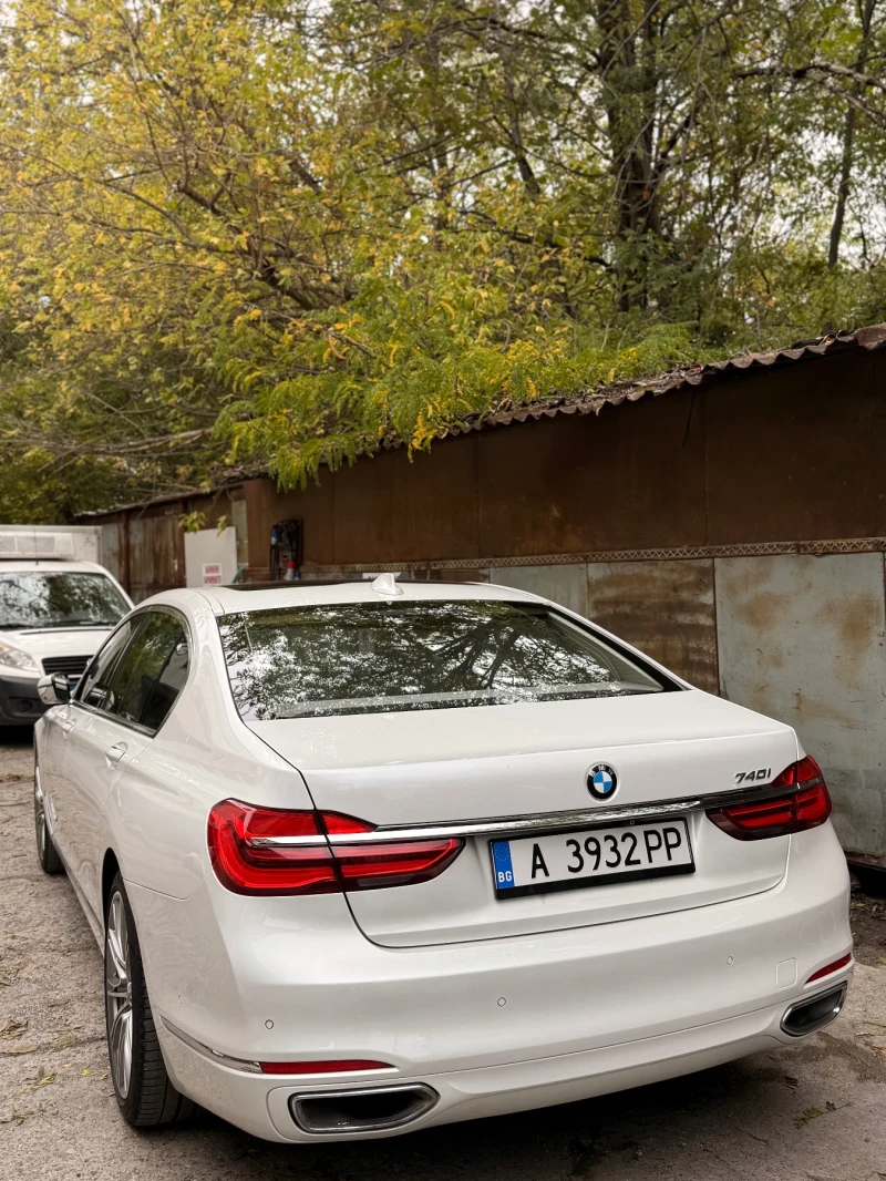 BMW 740 740i Long, снимка 2 - Автомобили и джипове - 51984859