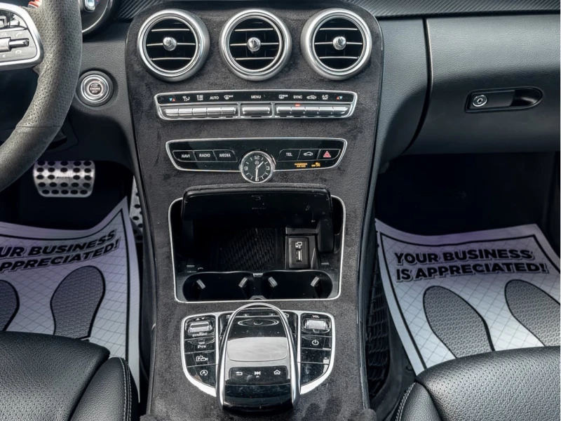 Mercedes-Benz C 300  4MATIC 2020* CARFAX* АВТОФИНАНСИРАНЕ* , снимка 16 - Автомобили и джипове - 52898982
