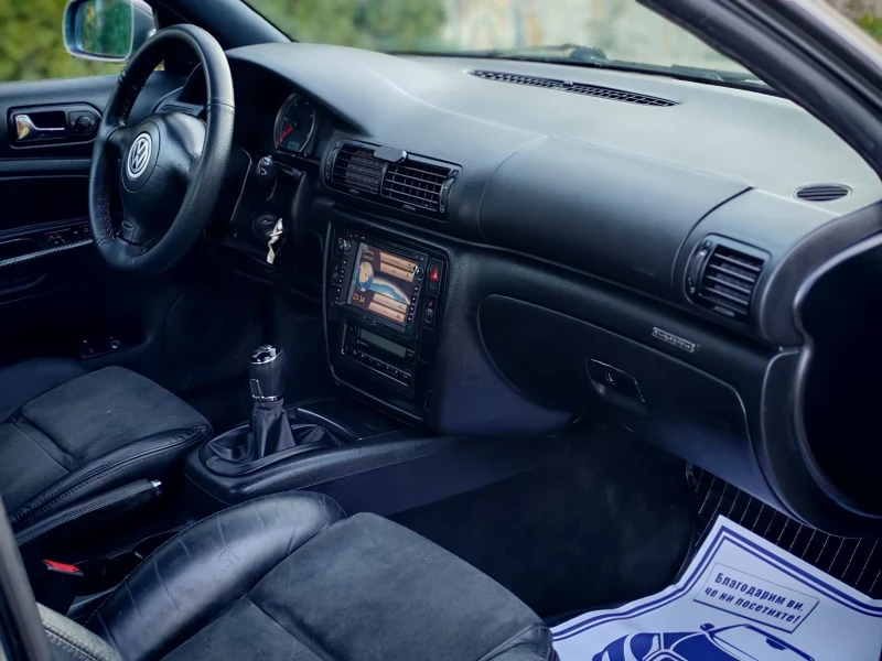 VW Passat 1.9TDI(131)* 6-СКОРОСТИ* HIGHLINE* , снимка 12 - Автомобили и джипове - 52914231