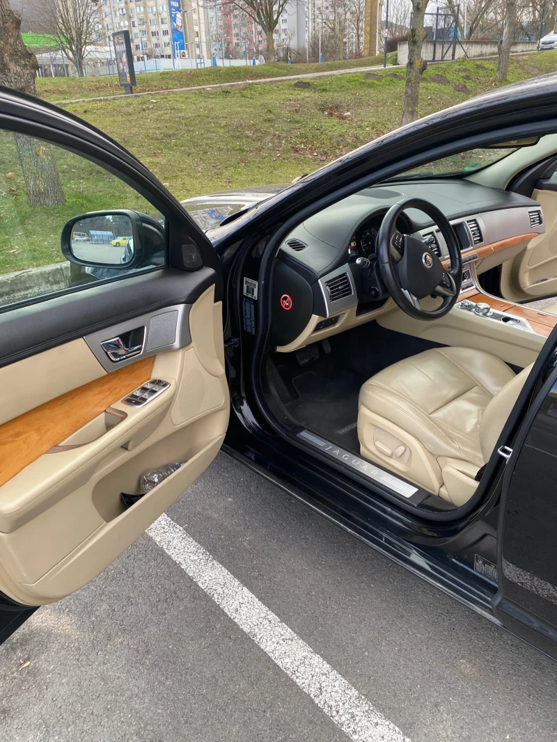 Jaguar Xf, снимка 10 - Автомобили и джипове - 52976755