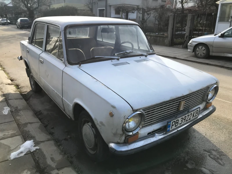 Lada 21011 lada 1300