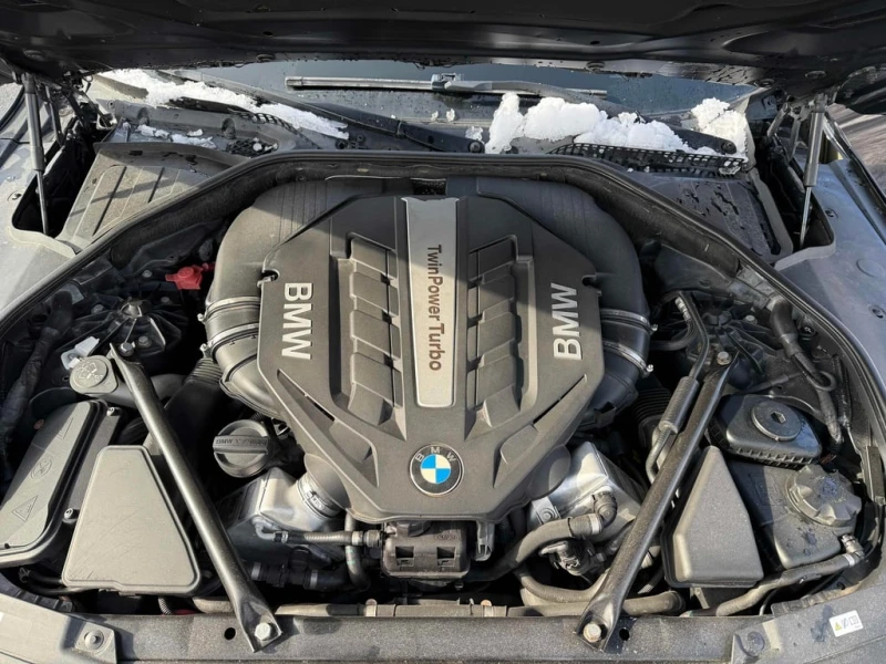 BMW 750 * 4dr Sdn xDrive AWD * CARFAX * ЦЕНА ДО БГ, снимка 10 - Автомобили и джипове - 53469921