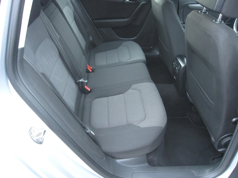 VW Passat 2, 0-TDI, Navi, снимка 14 - Автомобили и джипове - 53557583