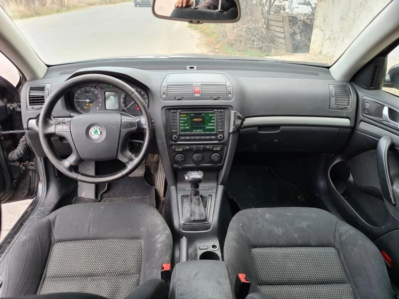 Skoda Octavia 2.0TDI 8V BMM DSG, снимка 11 - Автомобили и джипове - 47659754