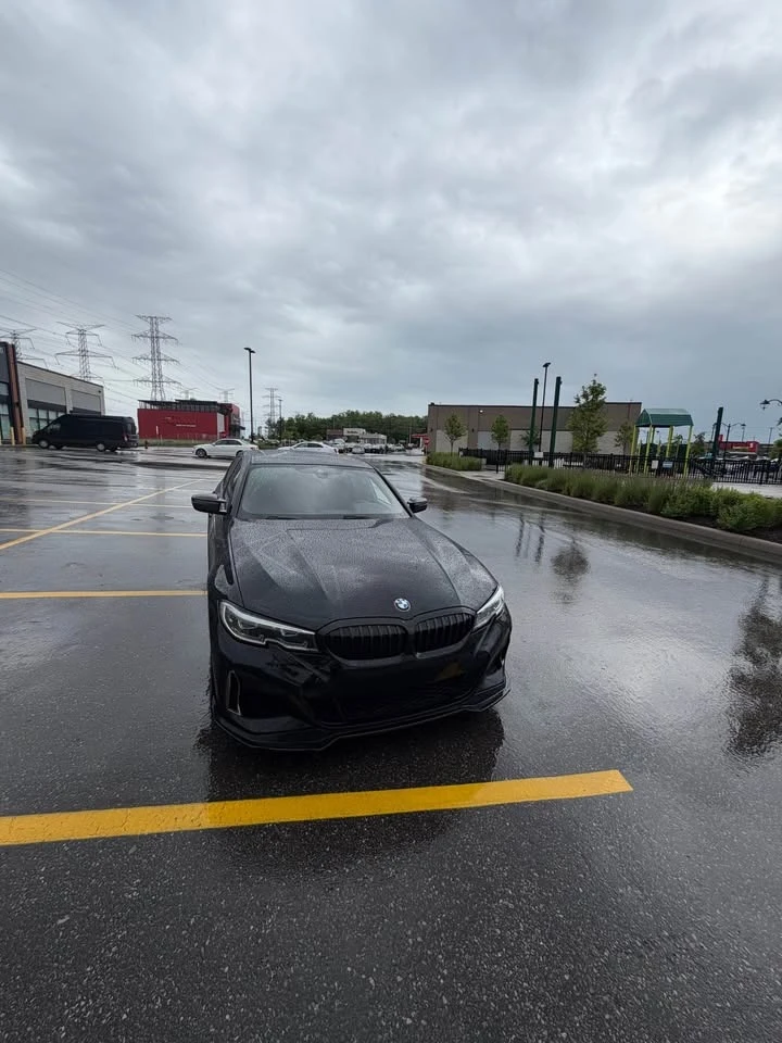 BMW 330 * CARPLAY * M PACK * PANO * 