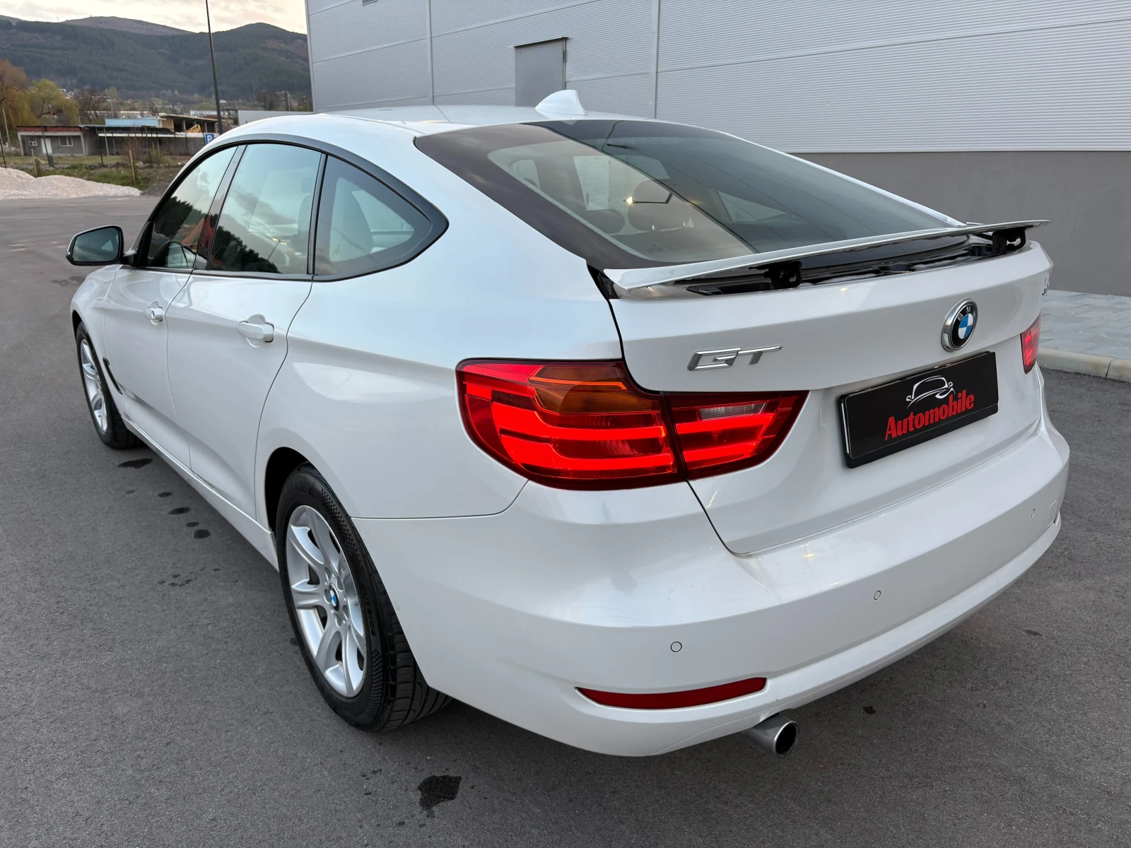 BMW 318 D - изображение 6