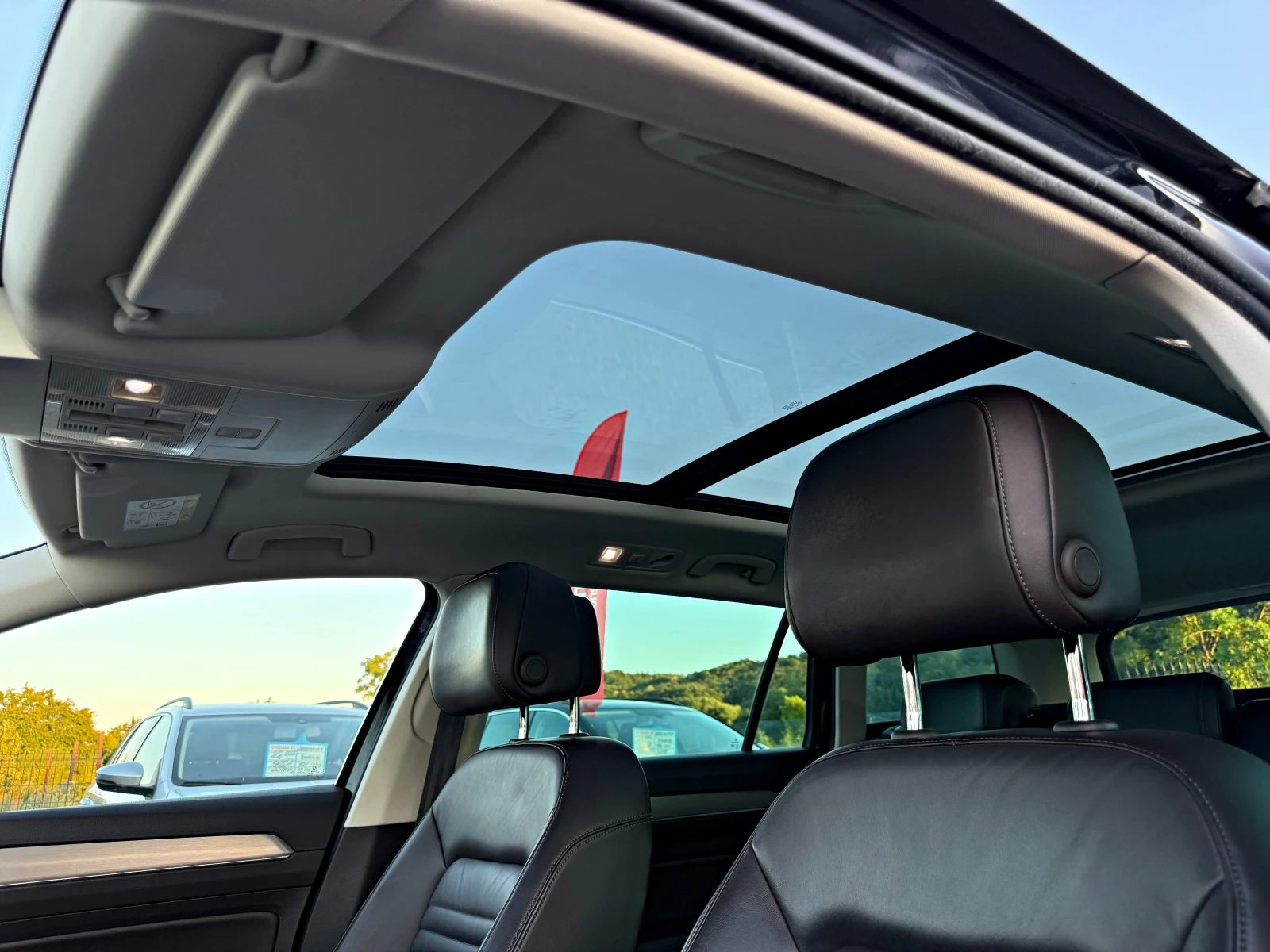 VW Passat VIRTUAL COCKPIT LED PANO KEYLESS KAMERA DISTRONIC - изображение 10
