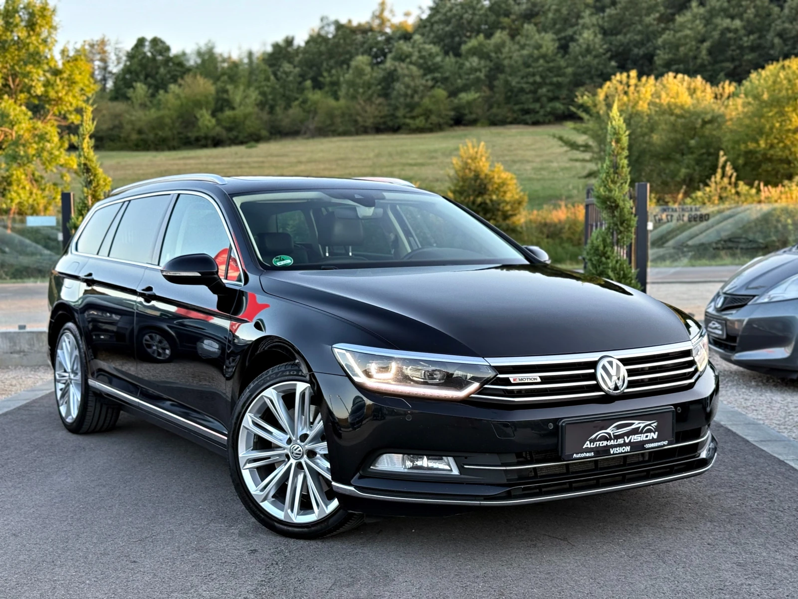 VW Passat VIRTUAL COCKPIT LED PANO KEYLESS KAMERA DISTRONIC | Mobile.bg   1