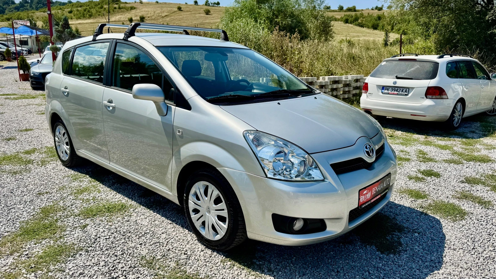 Toyota Corolla verso 1.8 VVT-i 16 valve start stop  - изображение 2