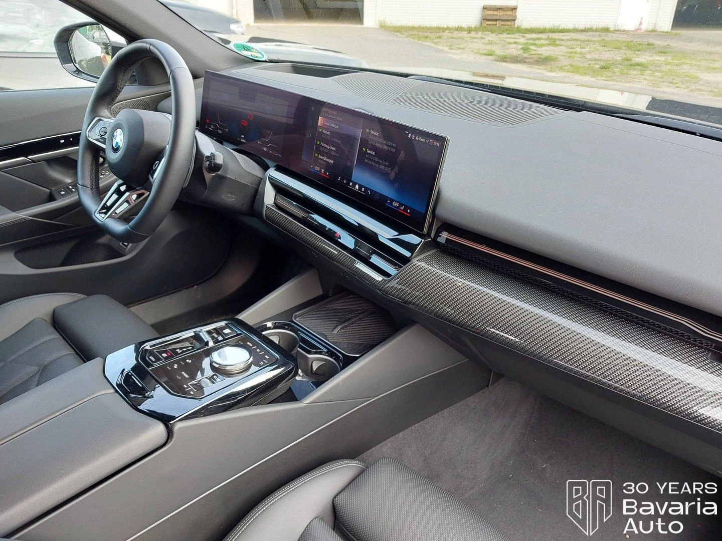 BMW 520 d xDrive Touring M Sport Paket - изображение 7