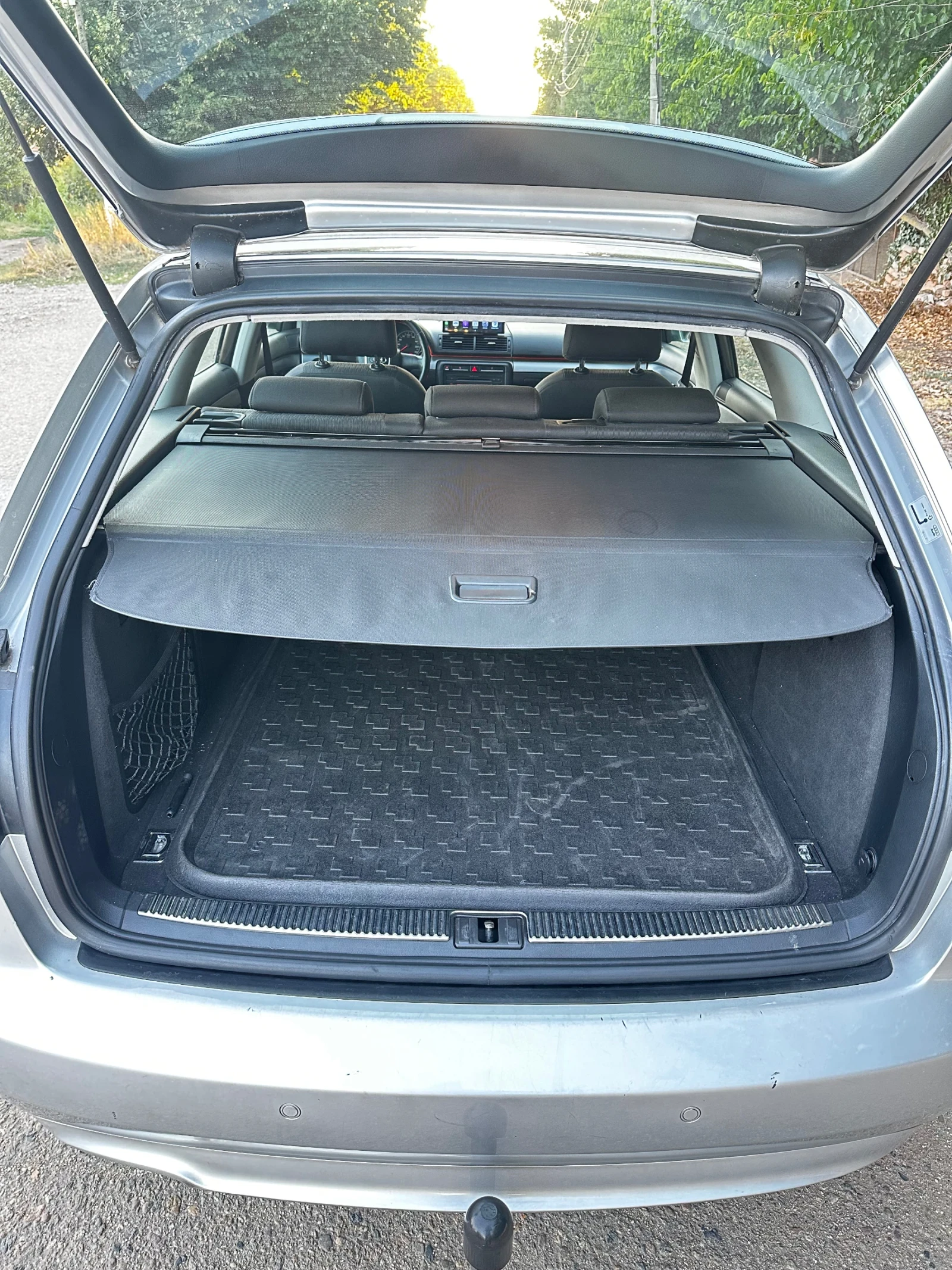 Audi A4 2.0TDI 140 S line - изображение 6