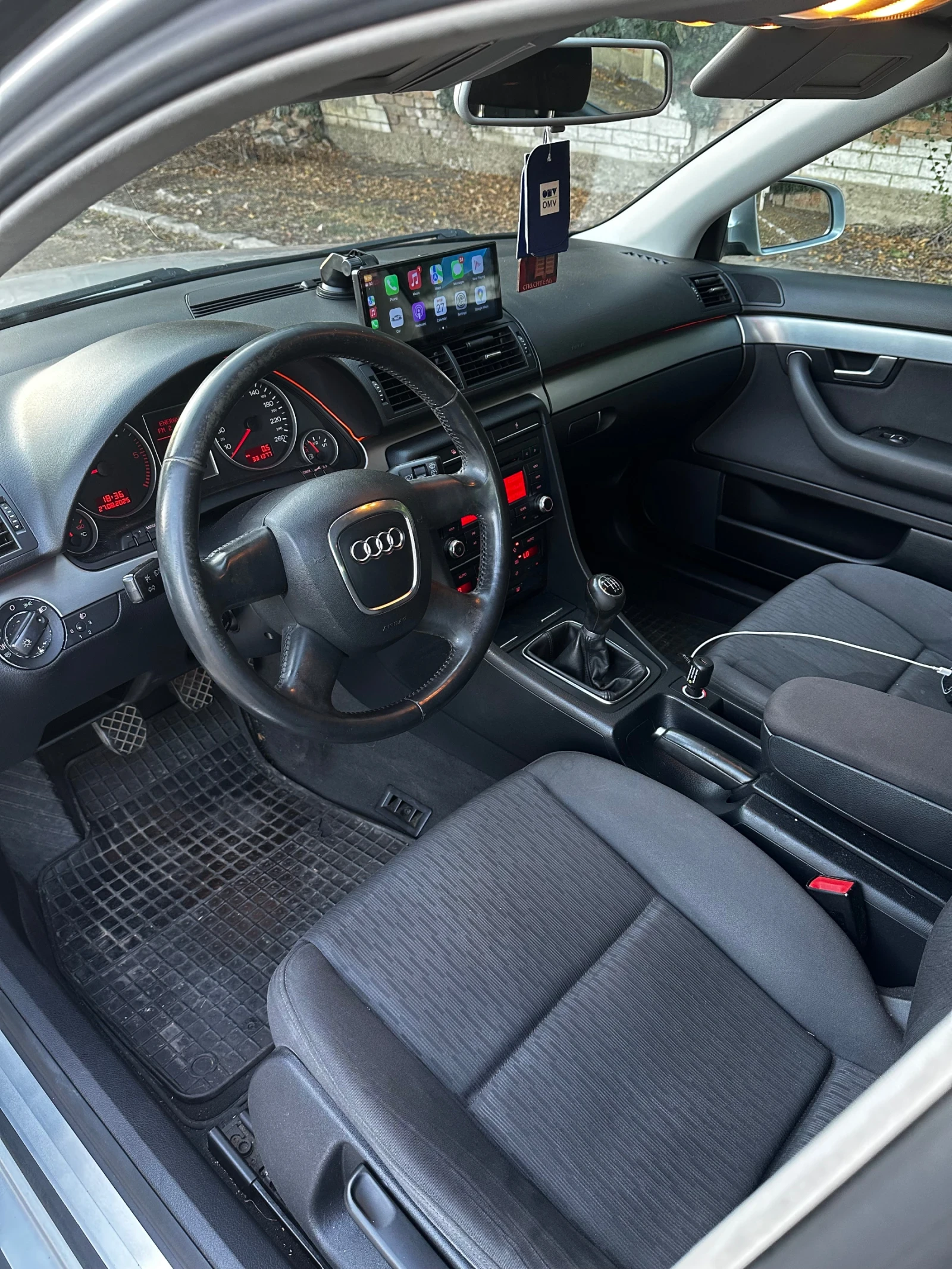 Audi A4 2.0TDI 140 S line - изображение 8