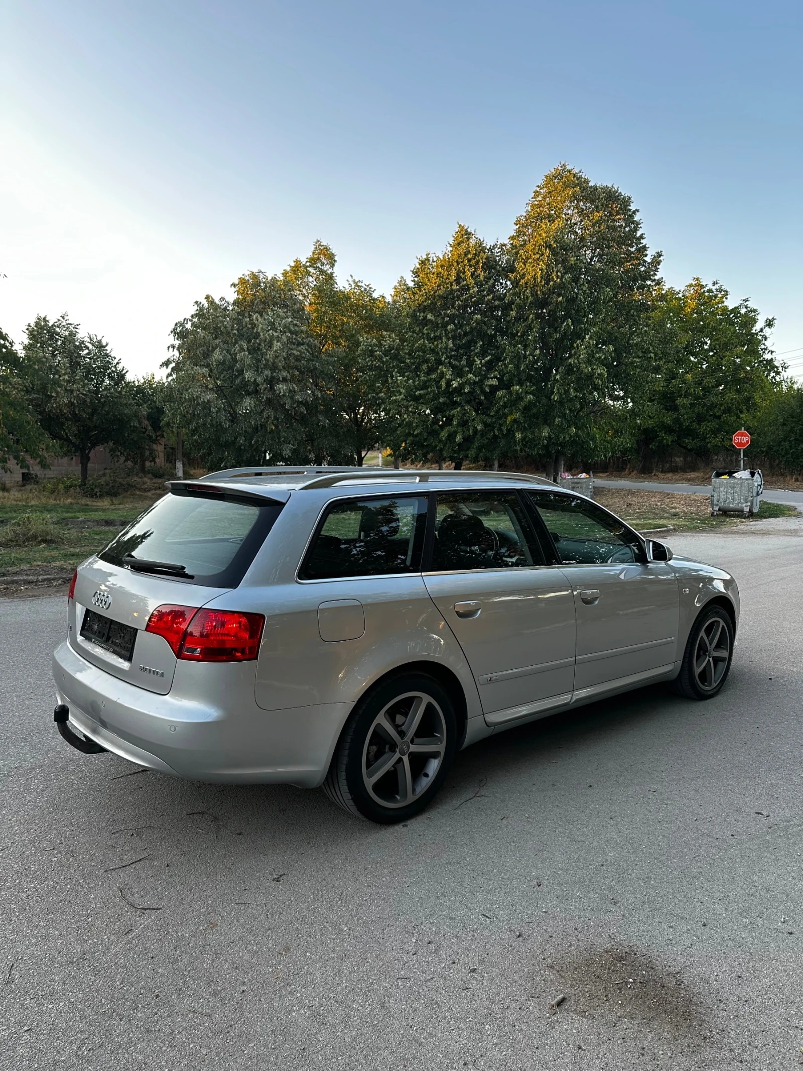 Audi A4 2.0TDI 140 S line - изображение 4