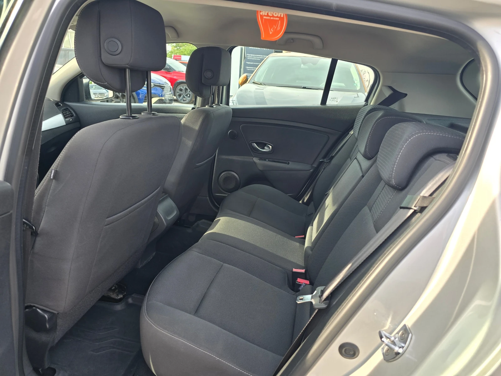 Renault Megane 1.5 dCi - изображение 7