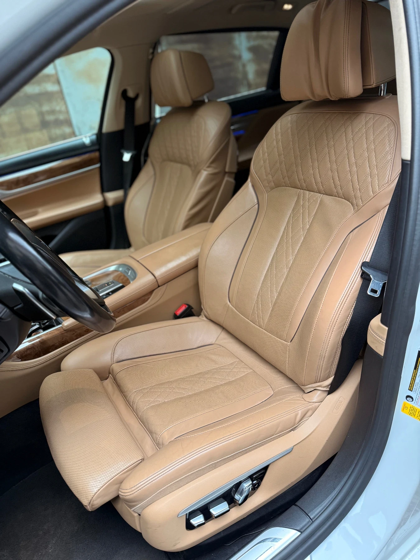 BMW 740 740i Long - изображение 9