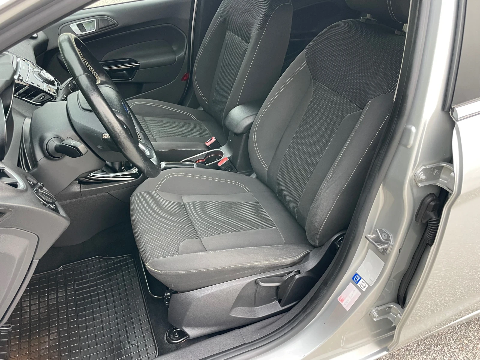 Ford Fiesta 1.5TDCI 95.. FACE EURO6  | Mobile.bg   11