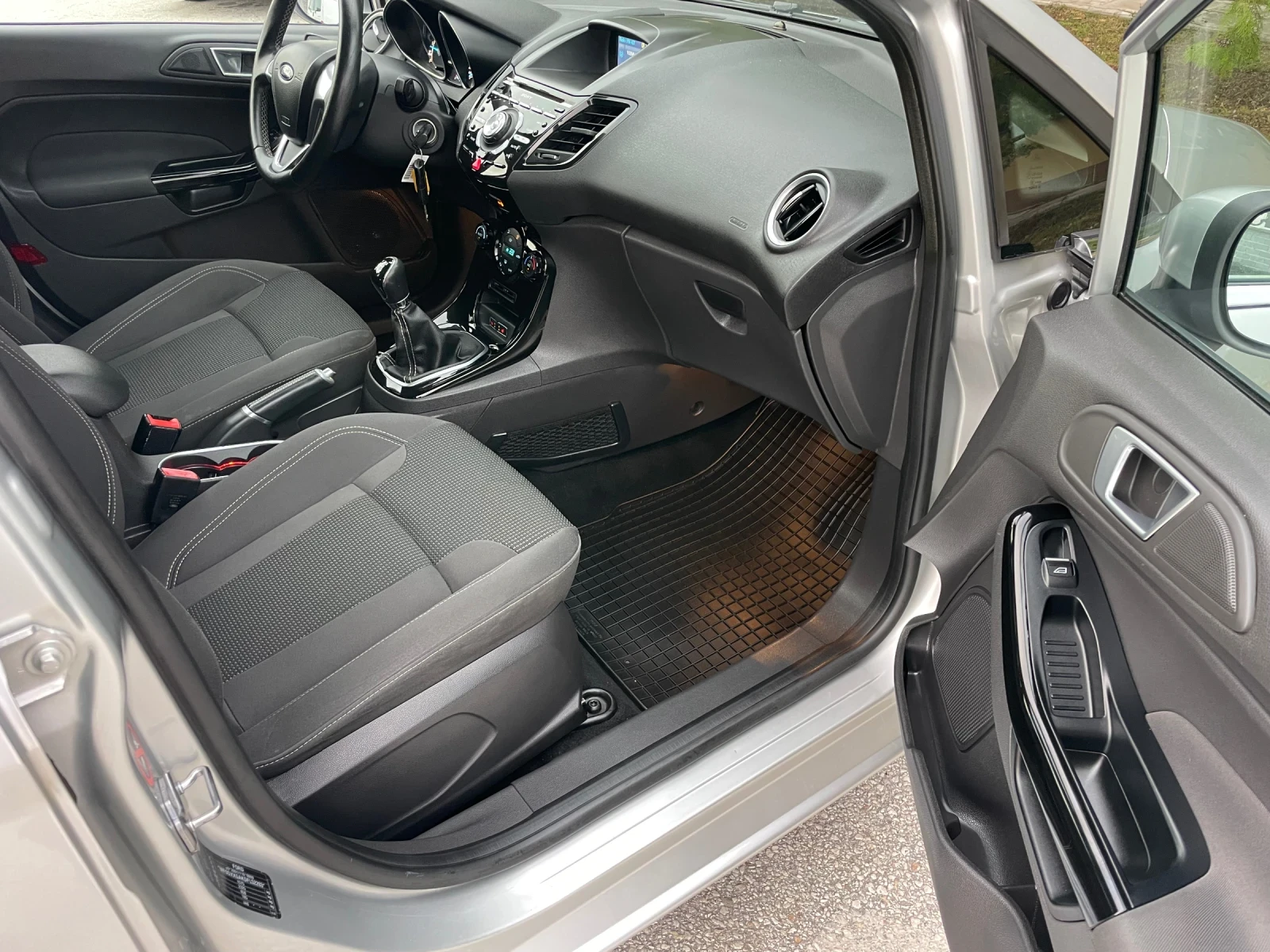 Ford Fiesta 1.5TDCI 95.. FACE EURO6  | Mobile.bg   13