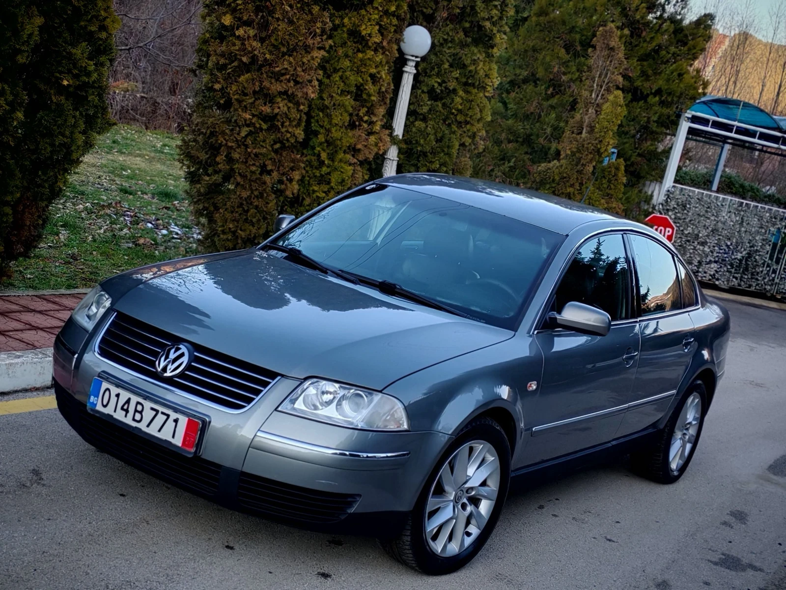 VW Passat 1.9TDI(131)* 6-СКОРОСТИ* HIGHLINE*  - изображение 2