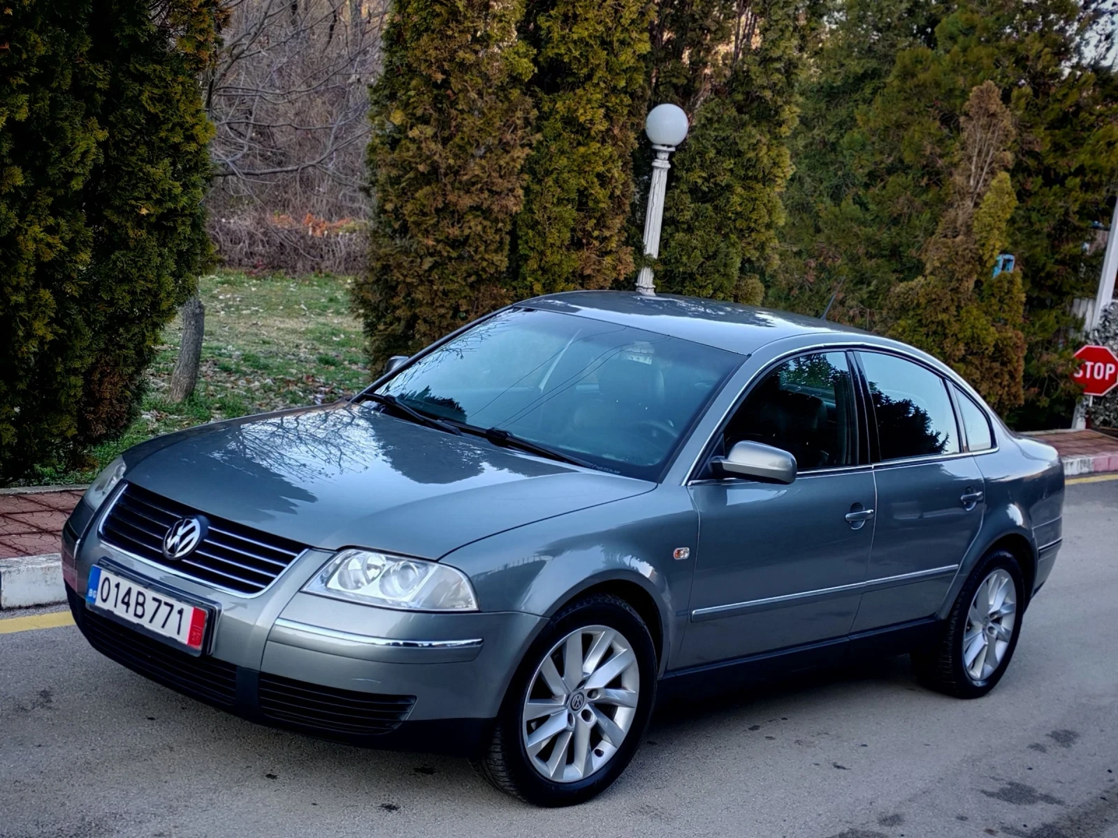 VW Passat 1.9TDI(131)* 6-СКОРОСТИ* HIGHLINE*  - изображение 3