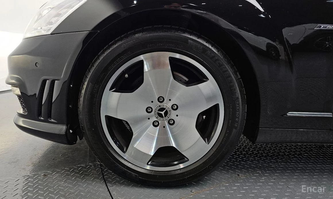 Mercedes-Benz S 500  - изображение 5