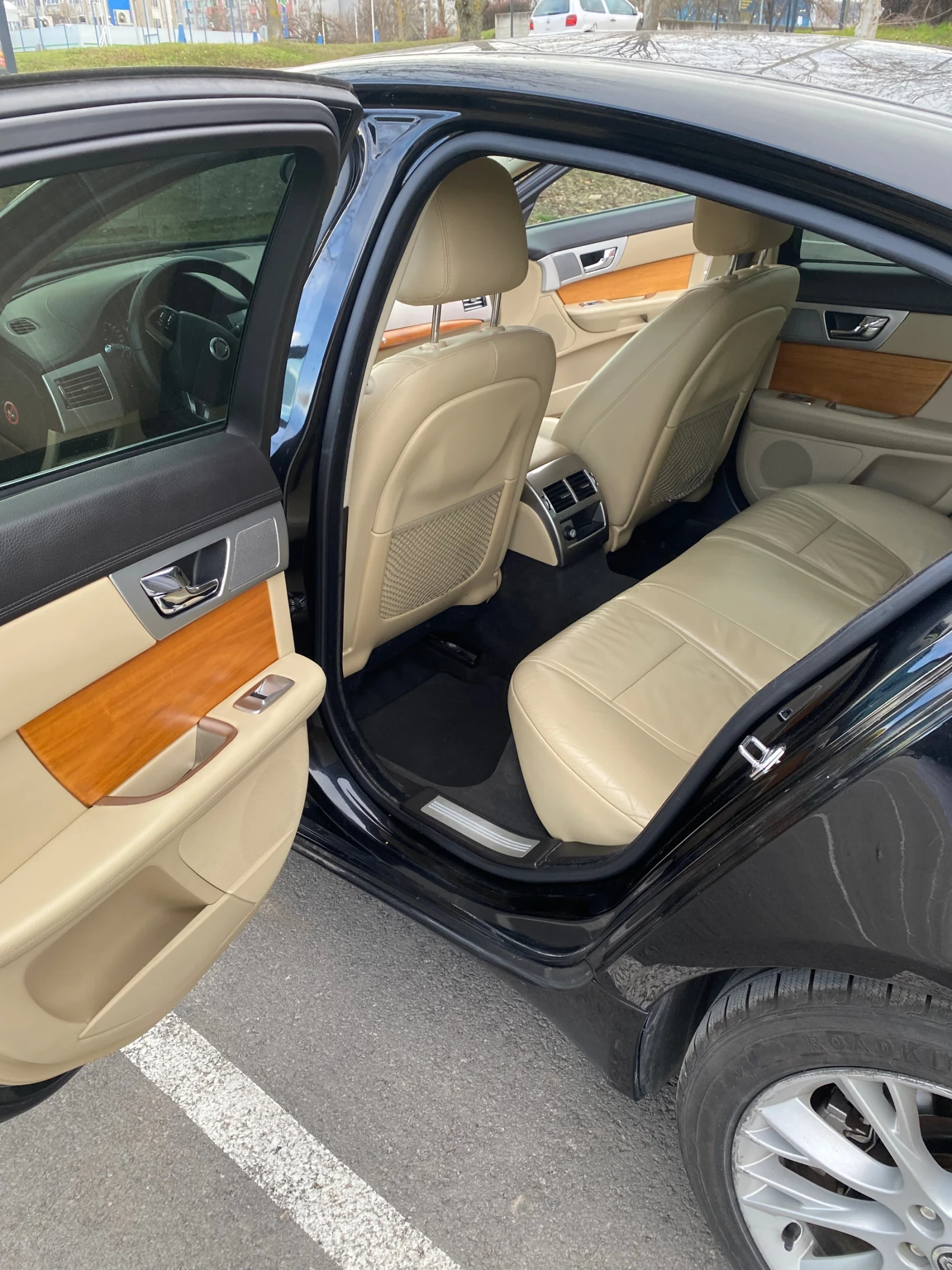 Jaguar Xf | Mobile.bg � ����������� 11