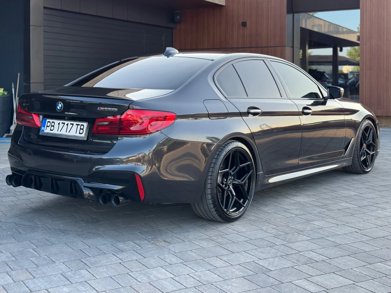 BMW 550 BMW 550i xDrive 2018 | 462 к. с. | FULL |  - изображение 5