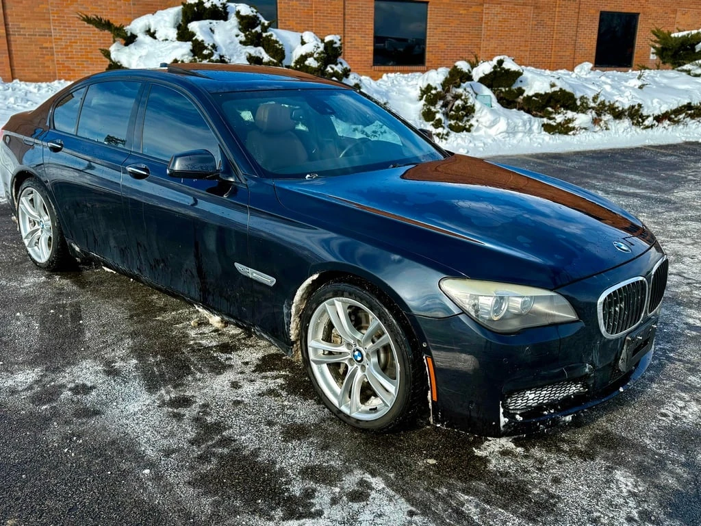BMW 750 * 4dr Sdn xDrive AWD * CARFAX * ���� �� �� | Mobile.bg � ����������� 1