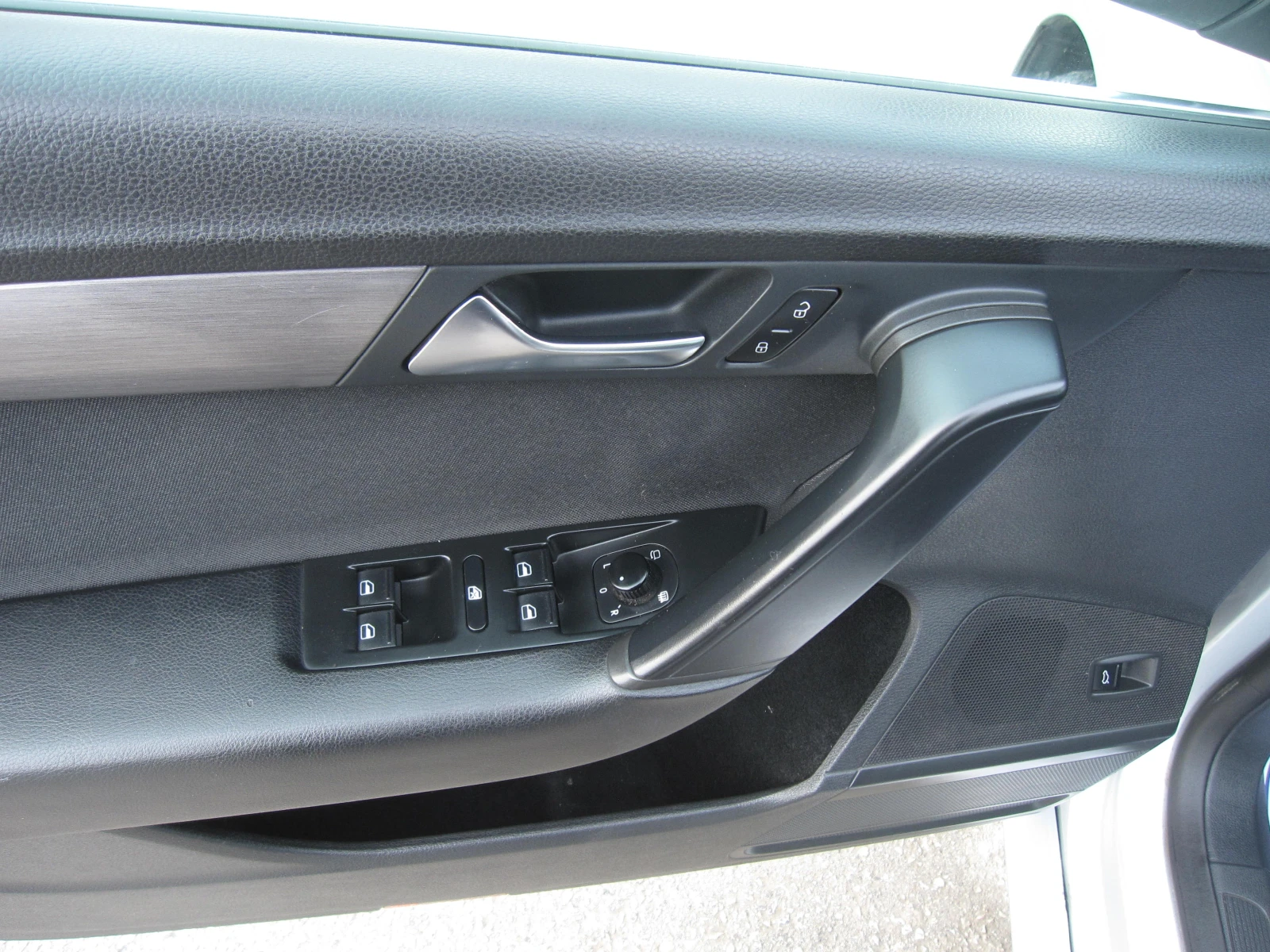 VW Passat 2, 0-TDI, Navi | Mobile.bg � ����������� 10