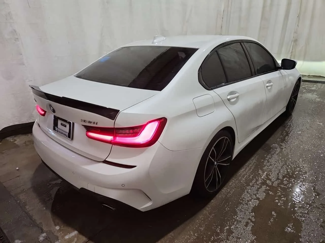 BMW 330 * 330I XDRIVE * CARFAX * ���� �� �� | Mobile.bg � ����������� 3