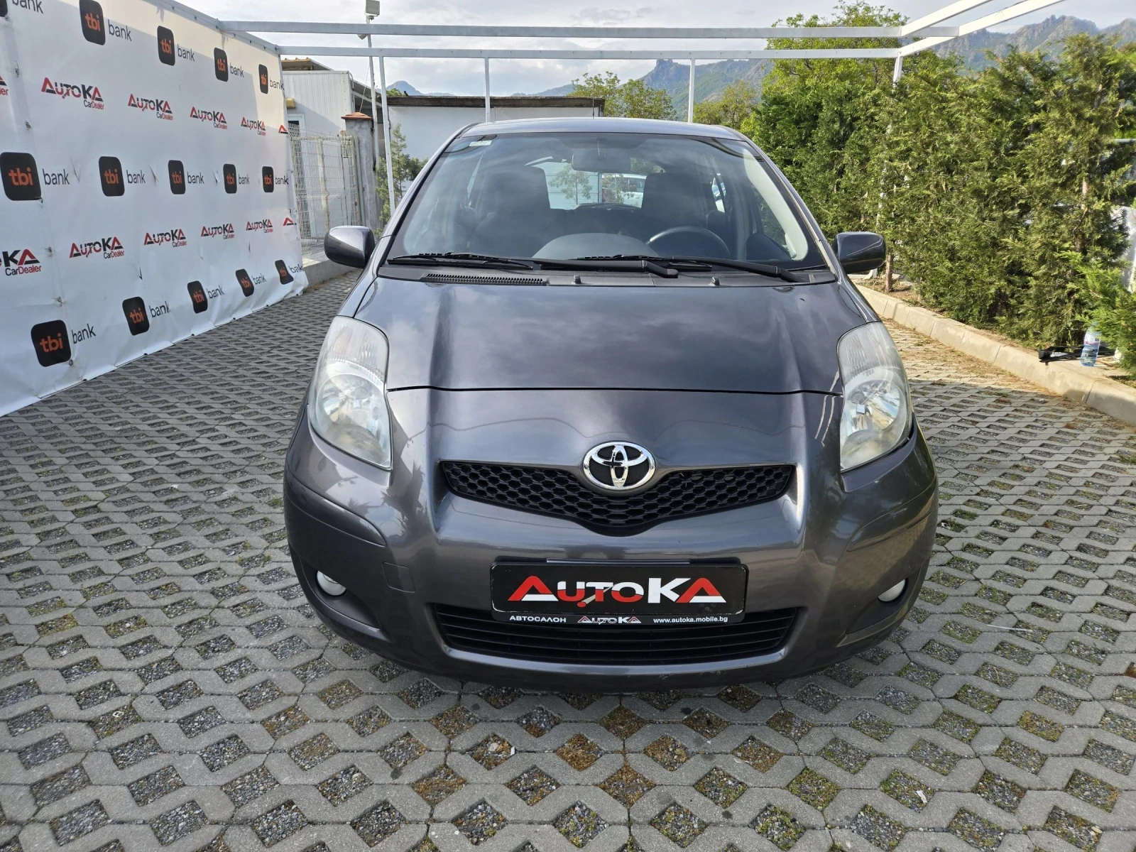 Toyota Yaris 1.3VVTI-99кс= 149.000km= 6СК= FACELIFT= КЛИМАТРОНИ